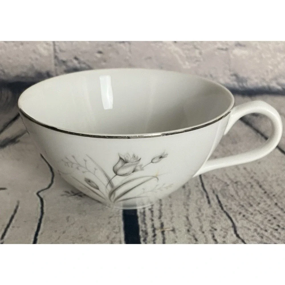 VTG Creative Royal Elegance Fine China Coffee Tea Cup & Saucer Wheat Flower